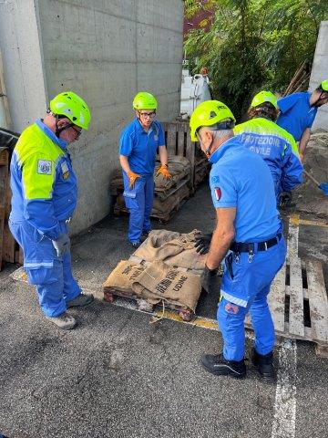 MUGGIA 93-23 Esercitazione di protezione civile sul rischio alluvionale